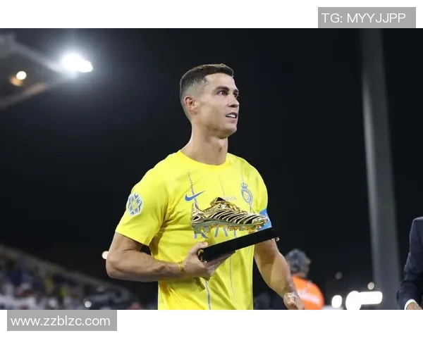 足球明星C罗特效揭秘如何影响球迷热情与足球文化发展 足球明星C罗特效揭秘如何影响球迷热情与足球文化发展