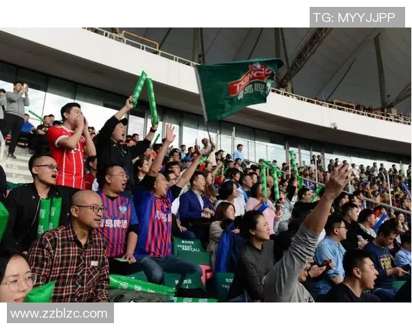 足球明星帆布袋带你领略绿茵场上的激情与荣耀尽显个性与时尚的完美结合 足球明星帆布袋带你领略绿茵场上的激情与荣耀尽显个性与时尚的完美结合